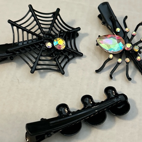 Skulls & Spider Hair Accessory Clip Black W/Red Rhinestones Emo Goth Set Of 3 - Picture 6 of 9